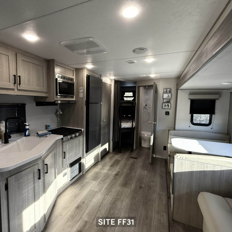 RV rental_0002_FF31